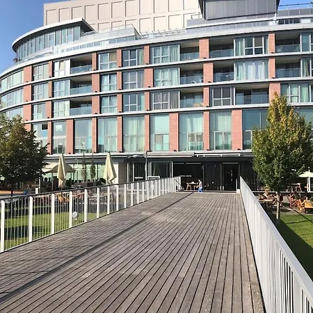 Eurovea 2bedroom By Danube Free Parking Apartment